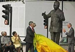 ¿Por qué nadie cuenta la verdad sobre la Sudáfrica de Mandela?